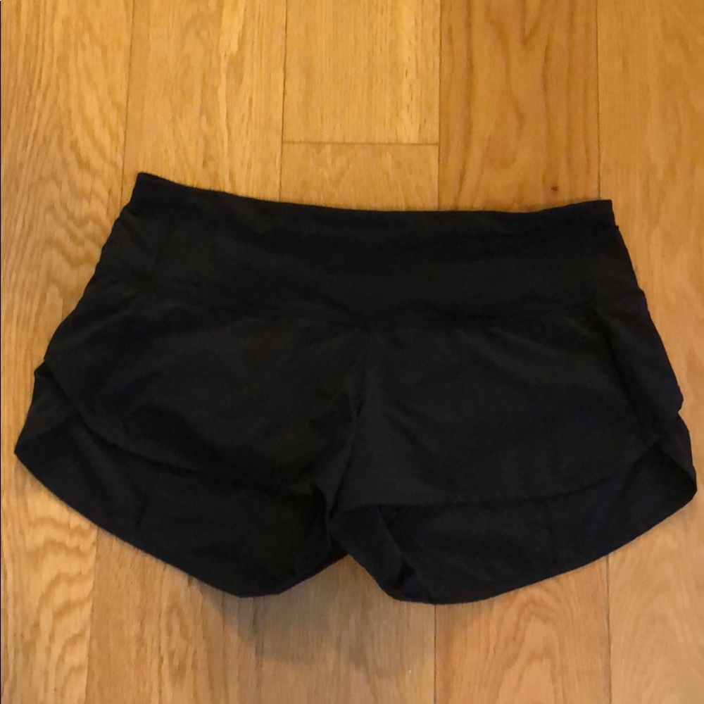 Lululemon Speed Up Shorts 2.5